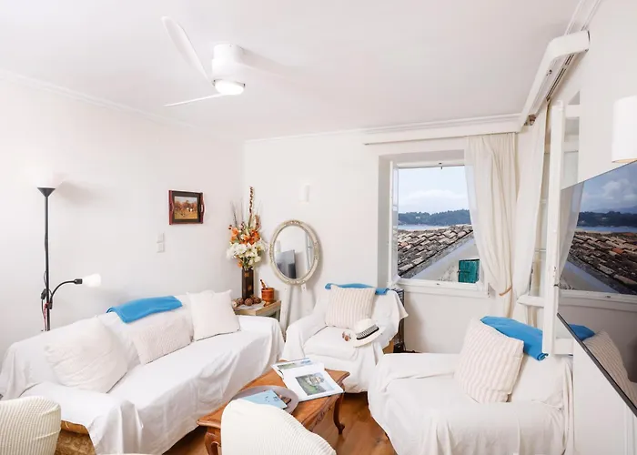 Ruby's Gem Corfu Apartament
